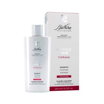 BIONIKE apimties suteikiantis plaukų šampūnas jautriai galvos odai ir silpniems plaukams DEFENCE HAIR FORTIFYING, 200 ml